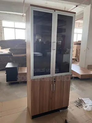 Armoire De Rangements
