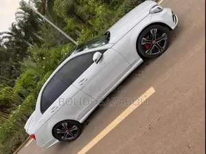 Mercedes-Benz C300 2012 Gris
