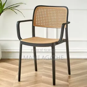 Chaise en Plastique