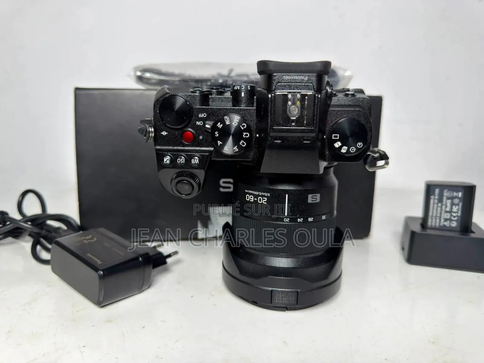 Panasonic Lumix S5 + Lumix 20-60mm