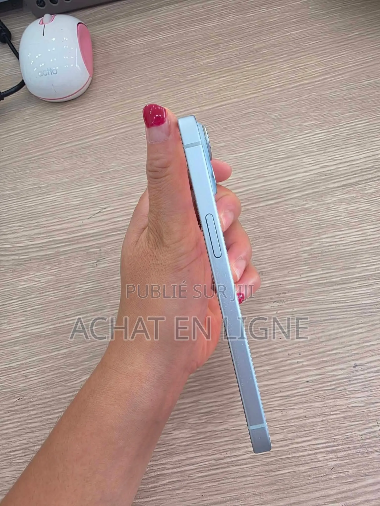 Nouveau Apple iPhone 14 256 GB Vert