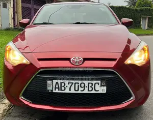 Toyota Yaris 2021 Rouge