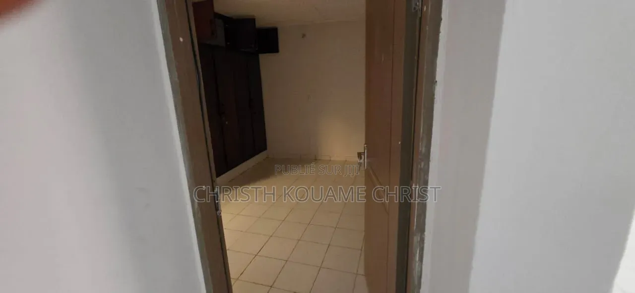 3chbre Villa dans Cité Facery 2, Villa, Bingerville à Louer