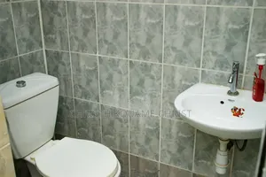 Meublé 2chbre Chambre et salon dans Résidence Yonase2, Cocody à Louer
