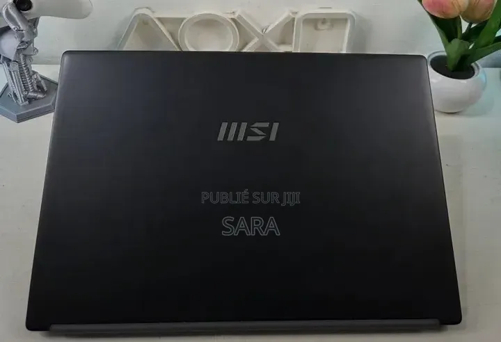 Nouveau Dell Inspiron 3000 32GB AMD Ryzen 7 SSHD (Hybrid) 500GB