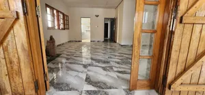 5chbre Villa dans Villa Kouame, Cocody à Louer