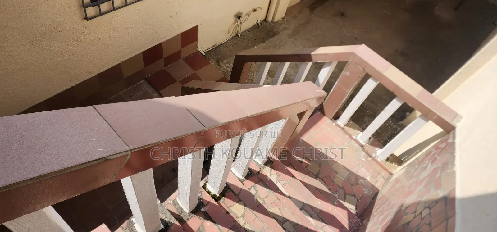 5chbre Villa dans Villa Kouame, Cocody à Louer
