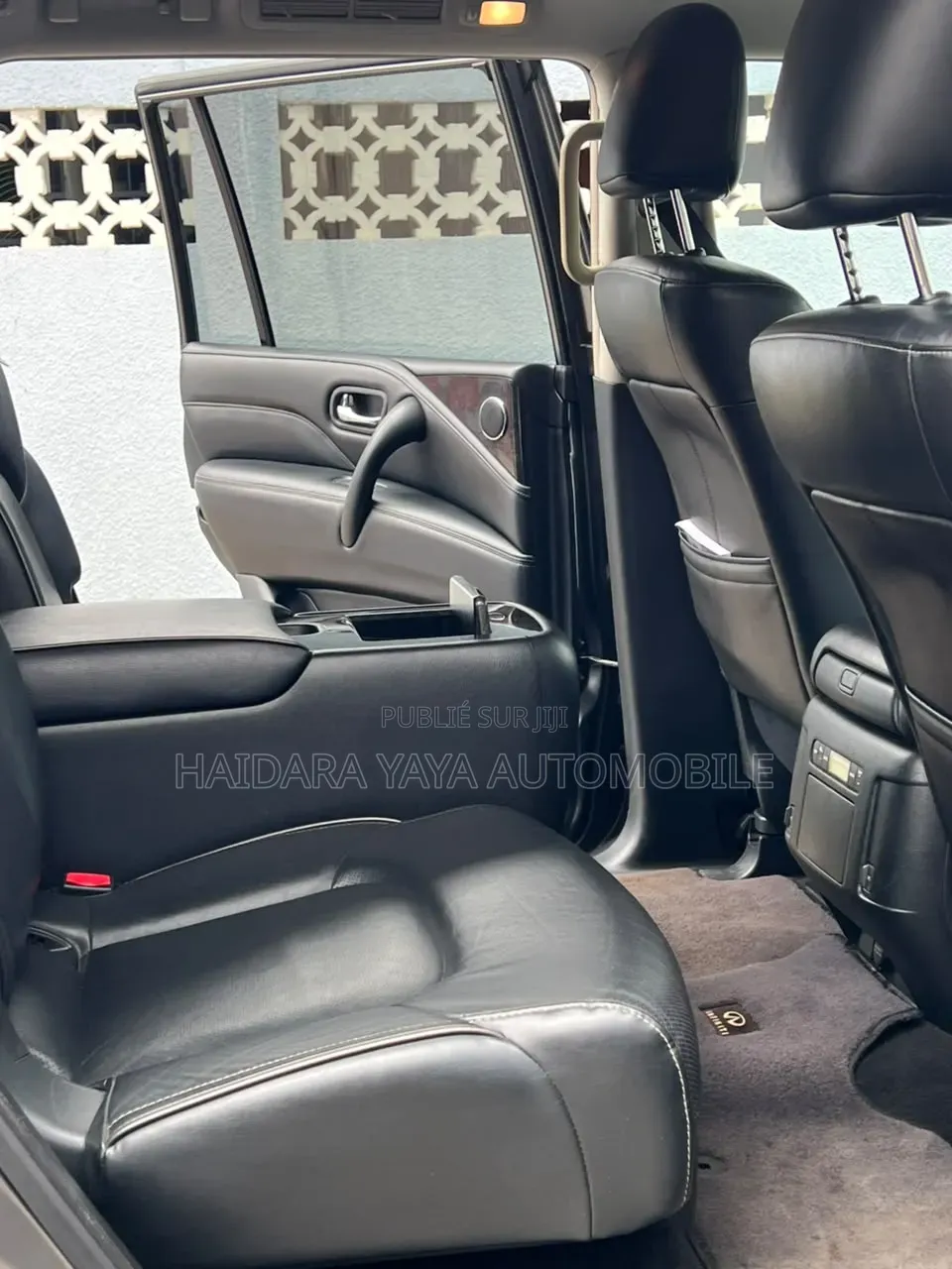 Infiniti QX80 PREMIUM SELECT 2022 Gris
