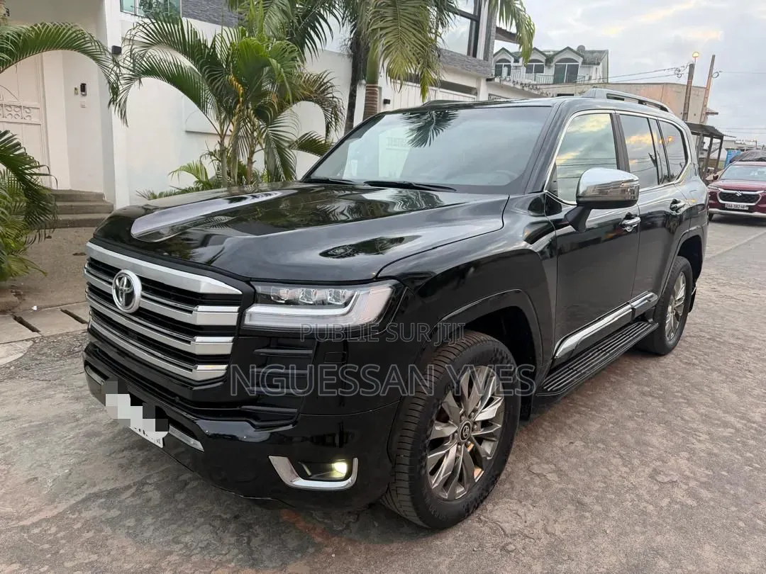 Toyota Land Cruiser 2024 Noir