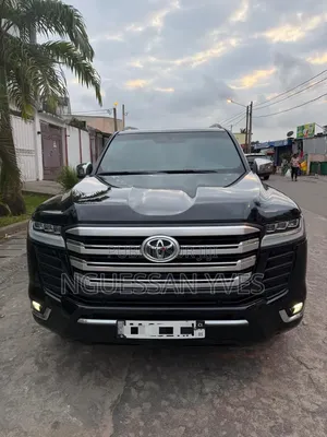 Toyota Land Cruiser 2024 Noir
