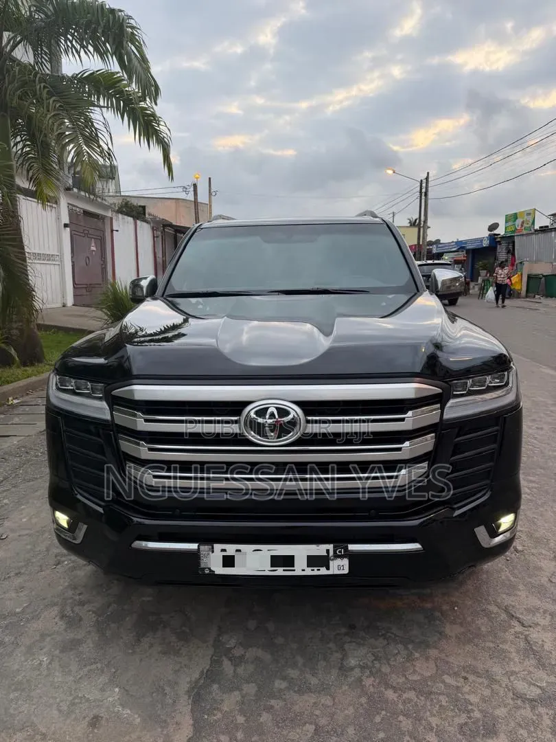 Toyota Land Cruiser 2024 Noir