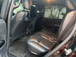 Toyota Land Cruiser 2024 Noir
