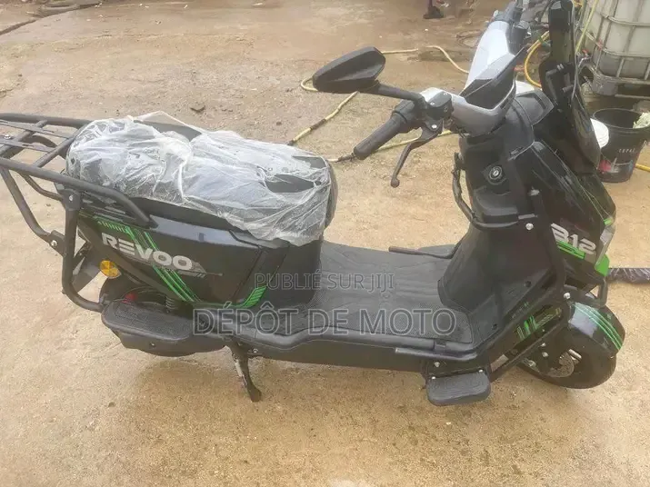 Nouveau Revoo A12 2026 Noir
