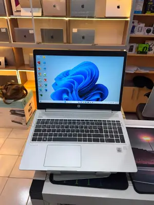Nouveau HP EliteBook 840 G5 16GB Intel Core i7 HDD 1T