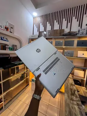 Nouveau HP EliteBook 840 G5 16GB Intel Core i7 HDD 1T