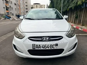 Hyundai Accent 2018 Blanc