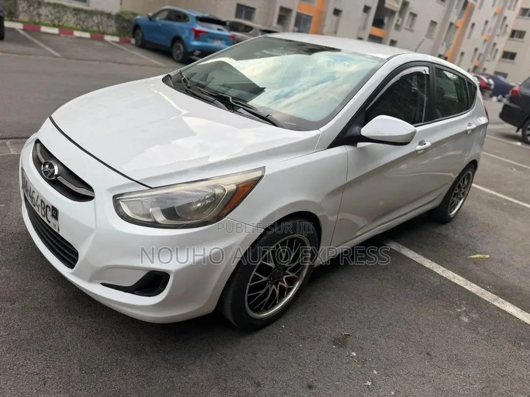 Hyundai Accent 2018 Blanc