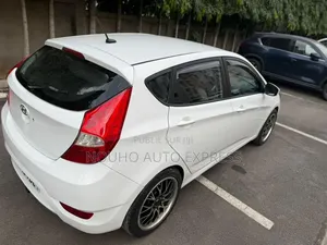 Hyundai Accent 2018 Blanc