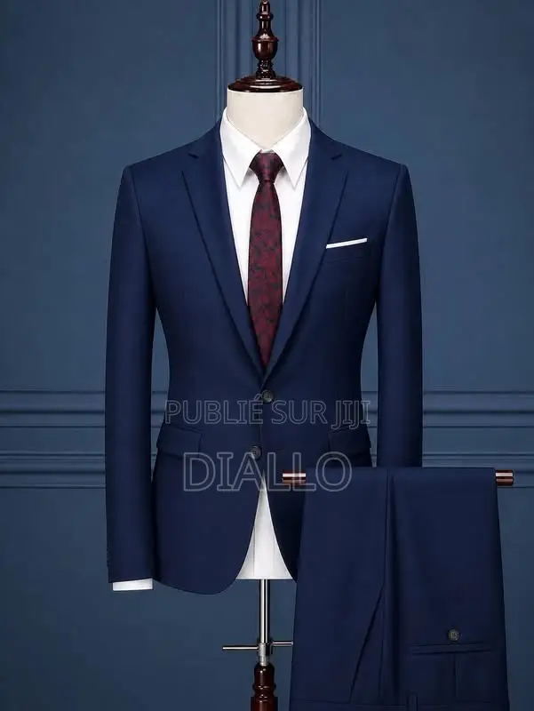 Costume De Qualité