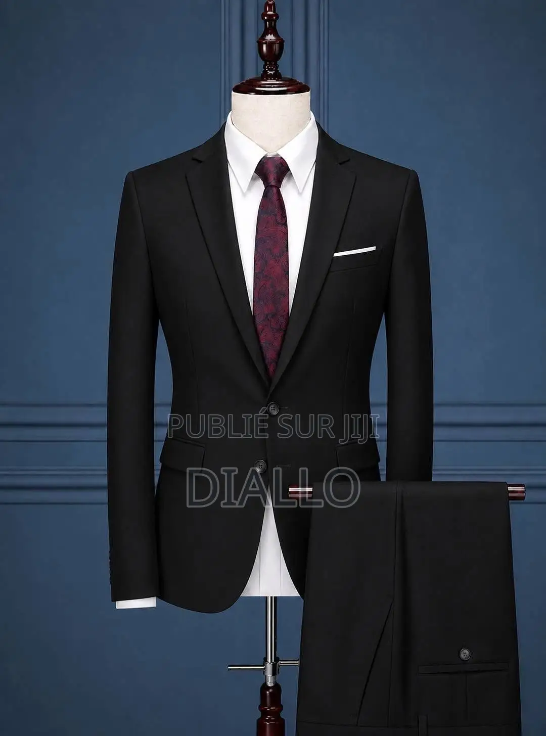Costume De Qualité