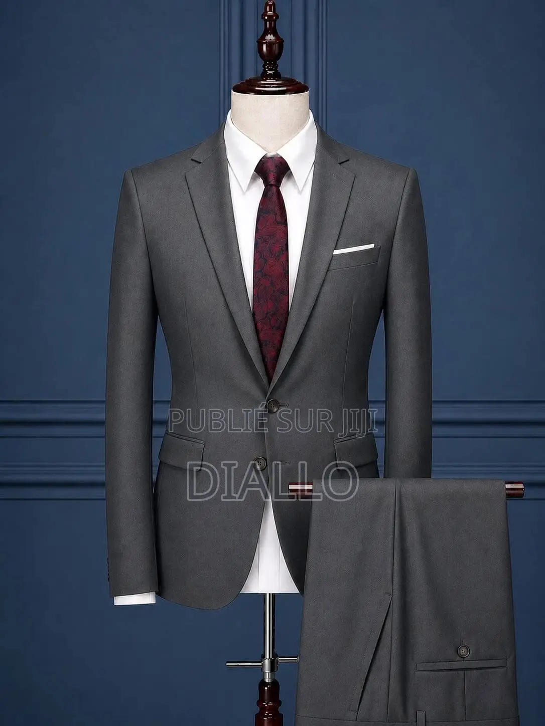 Costume De Qualité