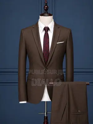 Costume De Qualité