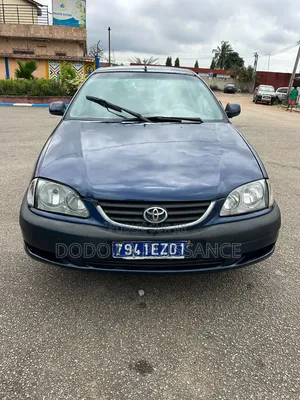 Toyota Avensis 2001 Bleu