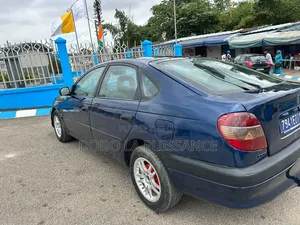 Toyota Avensis 2001 Bleu