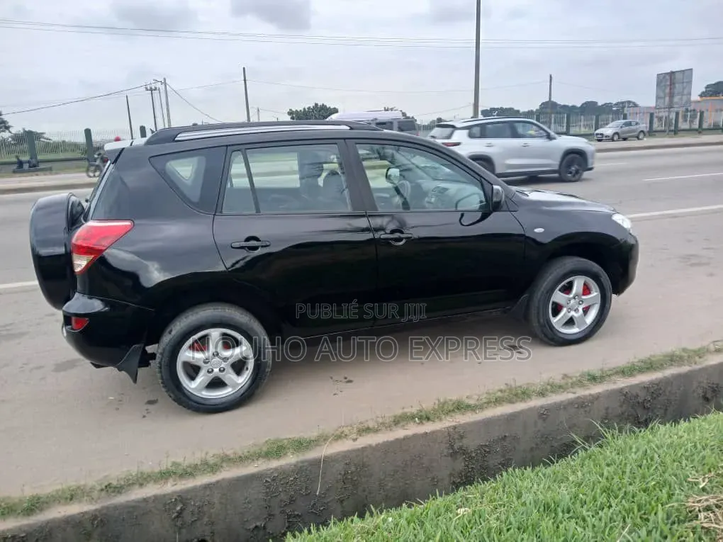 Toyota RAV4 2008 Noir