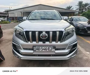 Toyota Land Cruiser Prado 2018 Gris