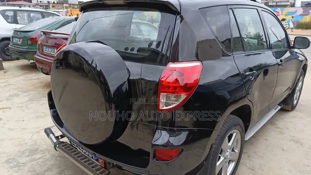 Toyota RAV4 2008 Noir