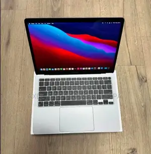 Nouveau Apple MacBook Air 2025 M4 16GB Intel Core i5 HDD 512GB