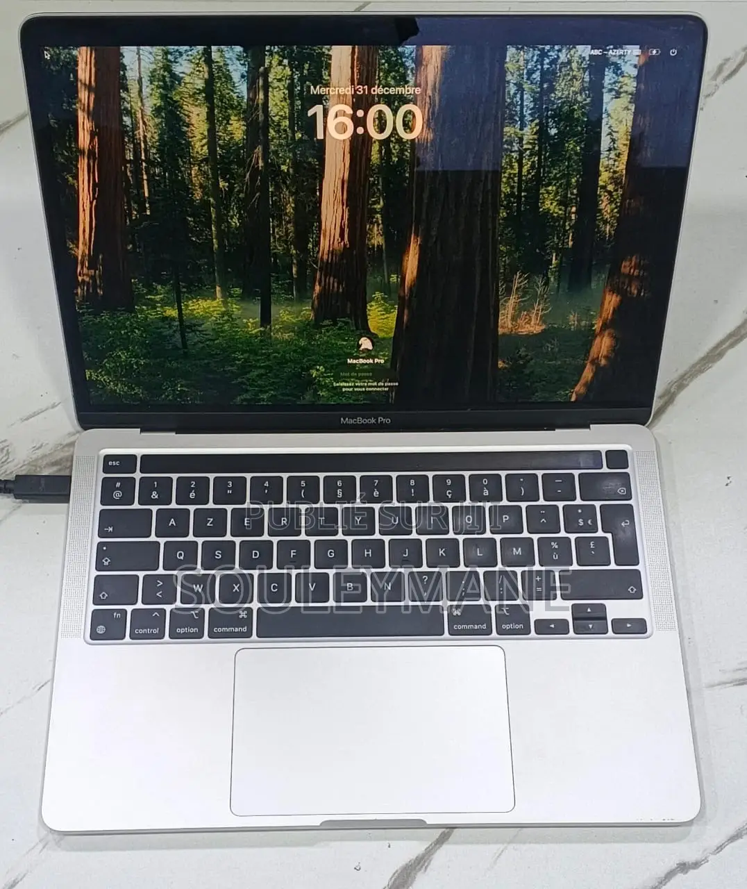 Apple MacBook Pro 2020 M1 8GB Apple M1 Pro SSD 256GB
