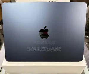 Ordinateur portable Apple MacBook Air 2022 M2 8GB Apple M2 SSD 256GB