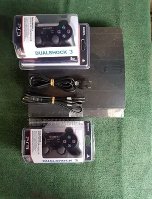 Photo - Ps3 + 2 Manettes