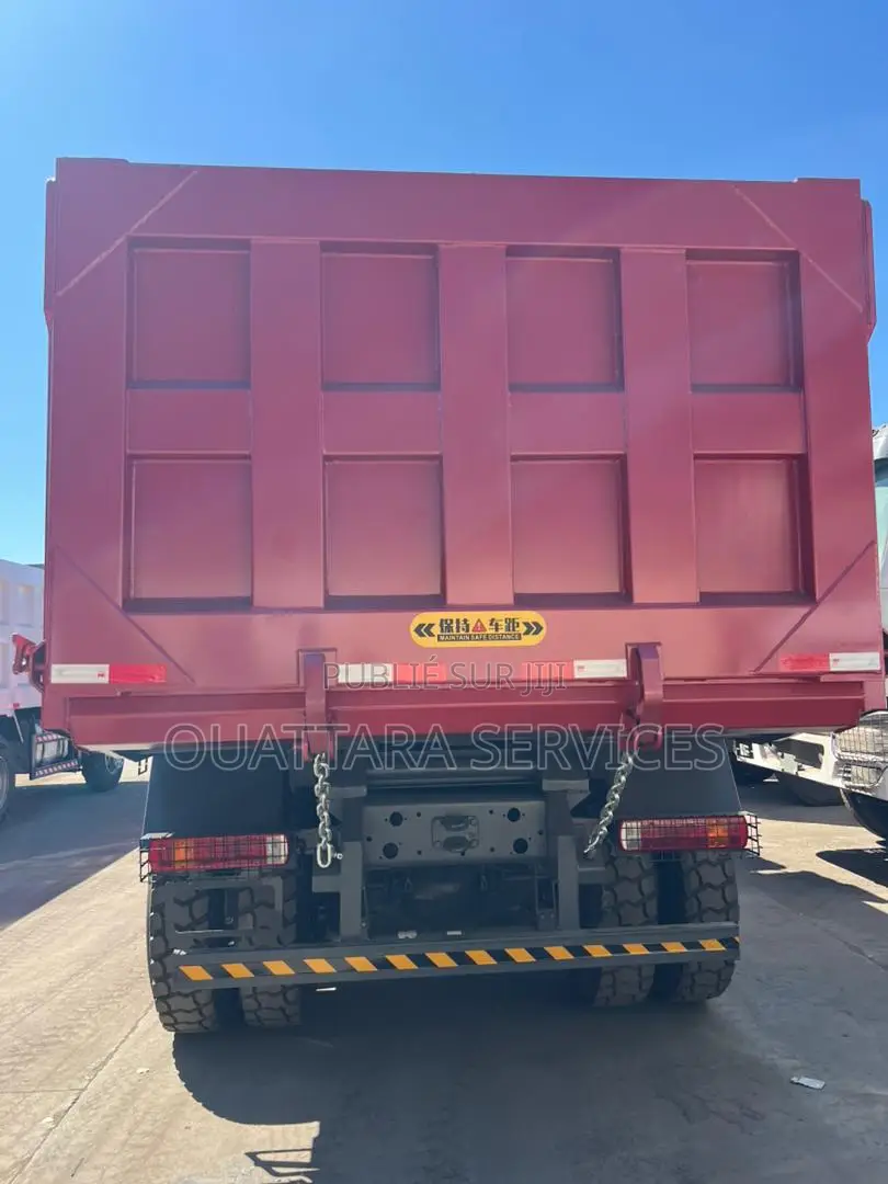 Camion Benne Howo 10 Roue 6*4