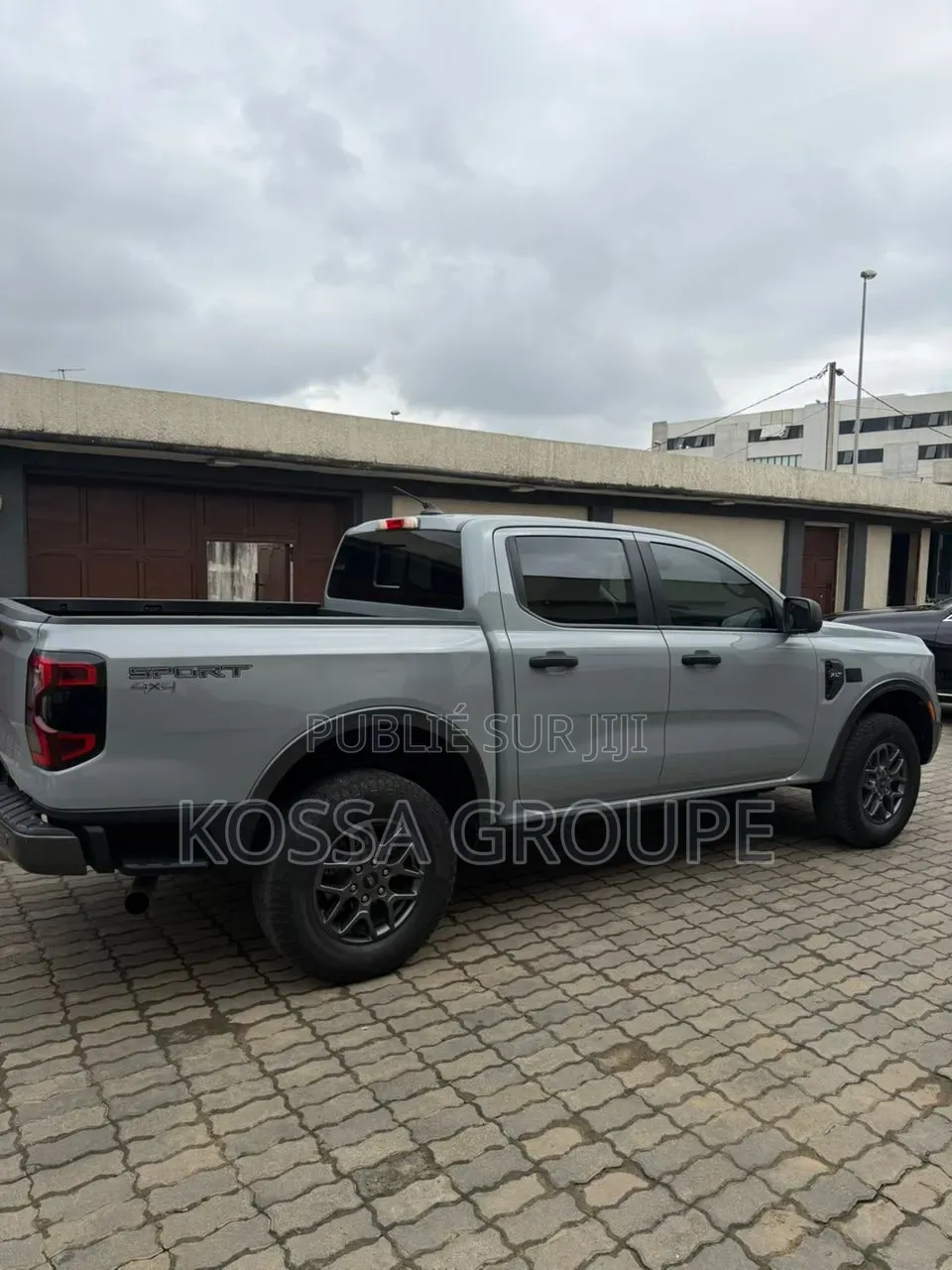 Nouveau Ford Ranger Raptor 4WD SuperCrew 5' Box 2025 Gris