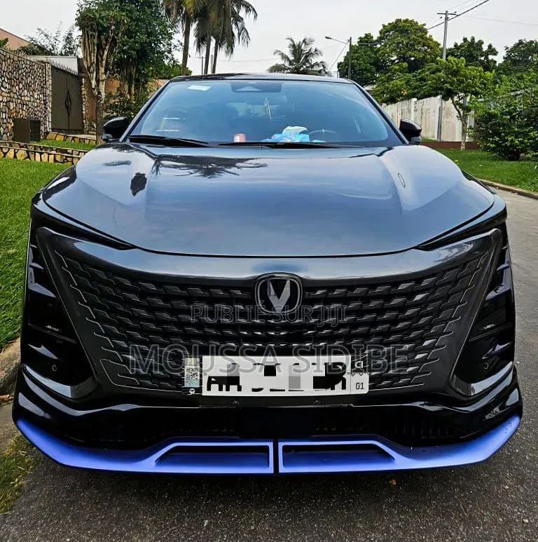 Changan UNI-T 2024 Bleu