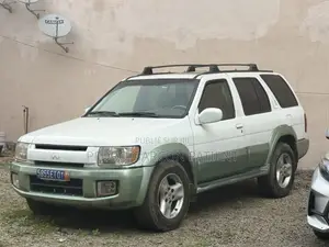 Infiniti Q 2005 Gris