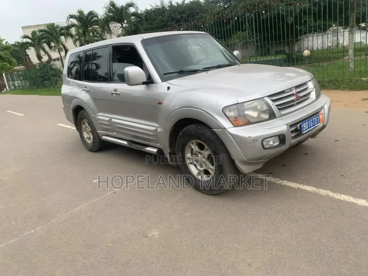 Mitsubishi Pajero Sport 2015 Gris