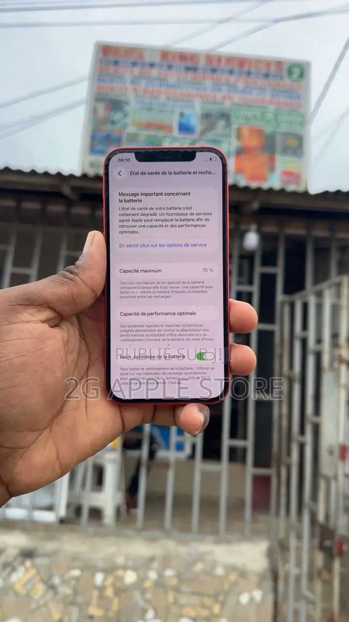 Nouveau Apple iPhone 12 64 GB Rouge
