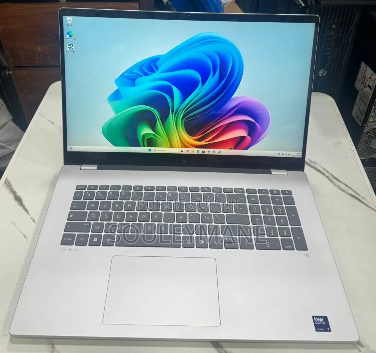 Nouveau HP OmniBook 7 14" 16GB Intel Core Ultra 7 SSD 1T