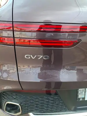 Genesis GV70 2022 Marron