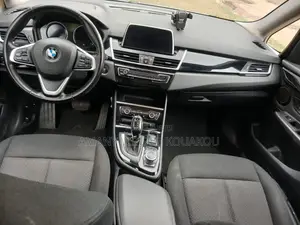 BMW 218i 2019 Blanc