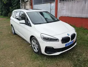 BMW 218i 2019 Blanc