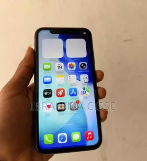 Nouveau Apple iPhone 11 128 GB Noir