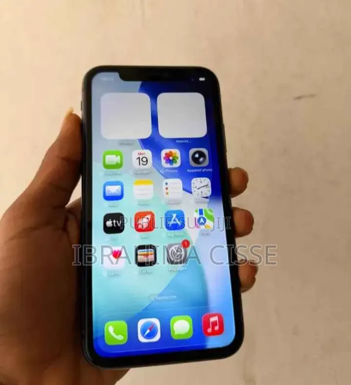 Nouveau Apple iPhone 11 128 GB Noir