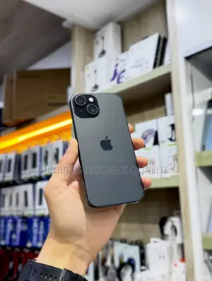 Nouveau Apple iPhone 15 Plus 256 GB Noir