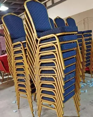 Chaise De Très Bonne Qualité