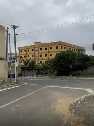 4chbre Duplex dans Beraka Corporation, Cocody à Vendre